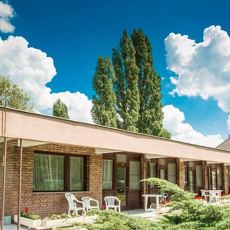 Hotel Hethland Zamardi Vsz Ueduelo Zewnętrze zdjęcie